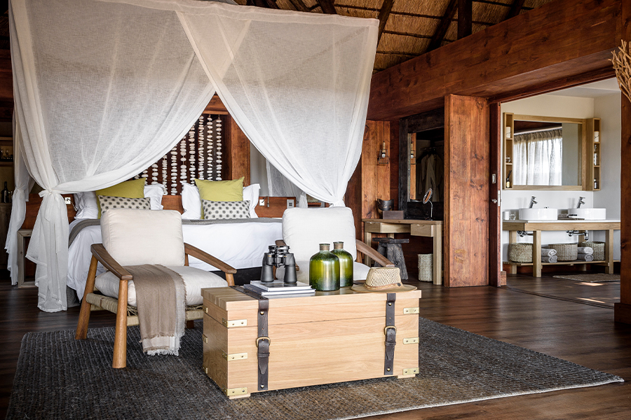 Chiefs_Camp_Luxury-suite-bedroom