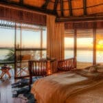Suites contemporáneas de temática africana..