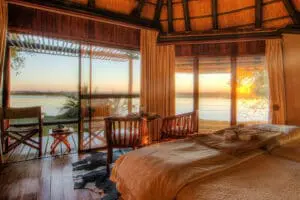 Suites contemporáneas de temática africana..