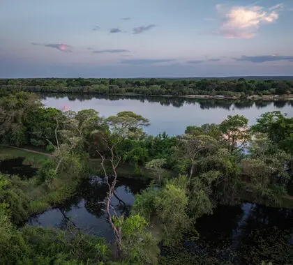 Chundukwa riverside chalets.