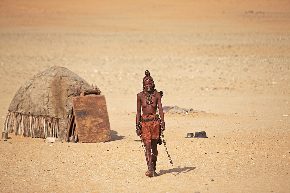 day9_himba-people