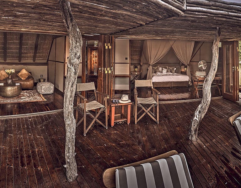 Las suites ofrecen un espacio cómodo y acogedor para soñar sin sobresaltos con la naturaleza salvaje africana.