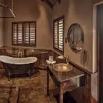 Start each day with an alfresco shower and treat yourself to leisurely soaks in the Victorian-style bathtub.