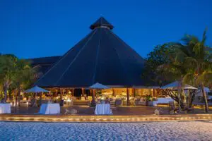 Ambient evenings on the restaurant and lounge deck.