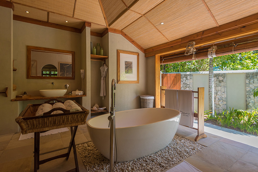 denis-private-island_rooms_beach-villa-bathroom-001-scaled
