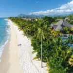 Dinarobin's superb beach is just a short walk from the golf course - talk about convenience!