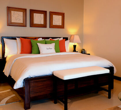 DoubleTree by Hilton Seychelles bedroom suite