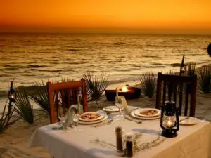 Se pueden organizar románticas cenas privadas, que se disfrutan mejor a la suave luz del atardecer.