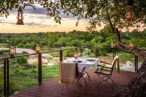 Enjoy a romantic private dinner.