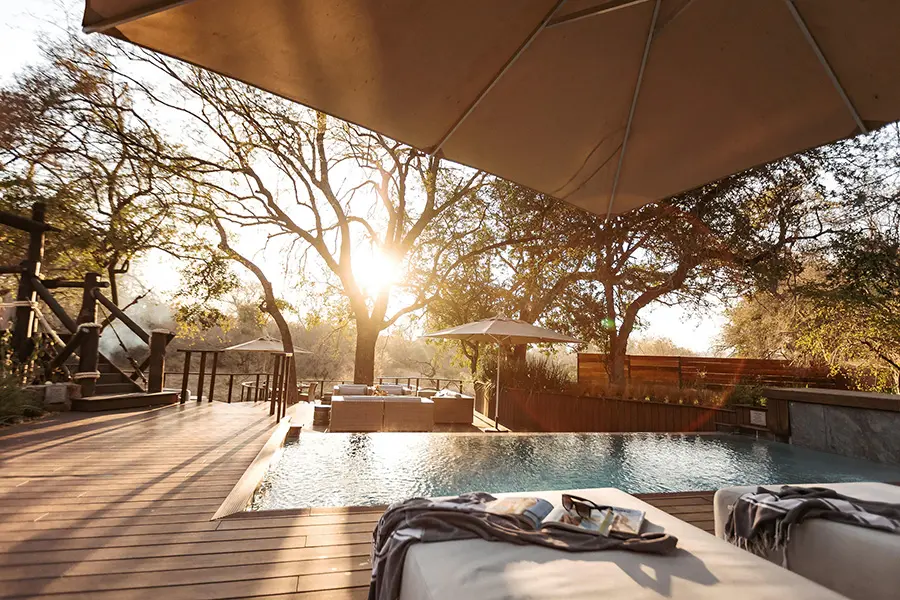 dulini-moya-main-pool-2