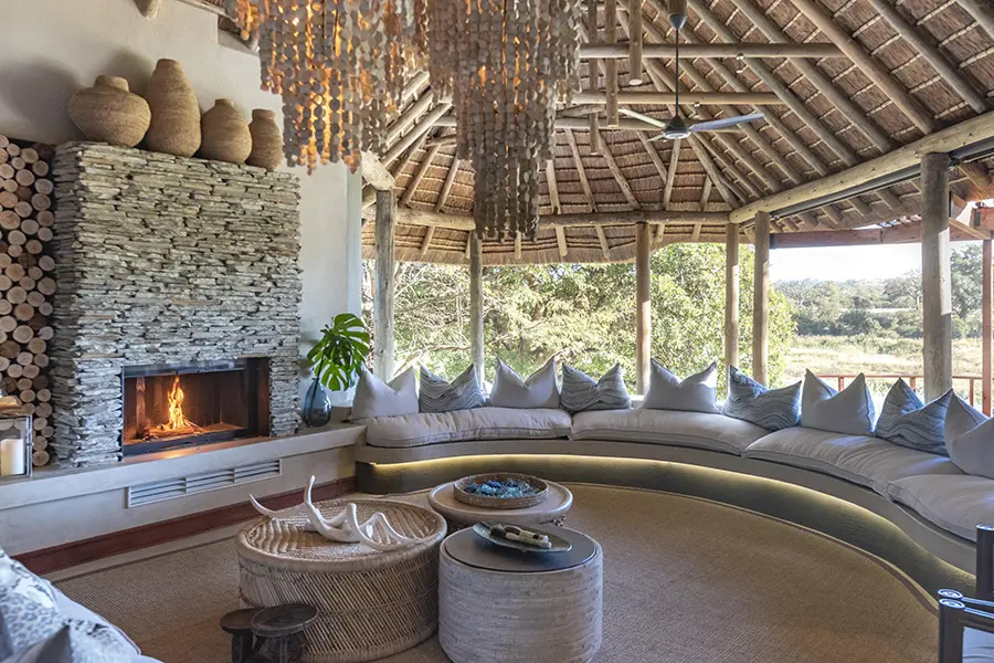 dulini-river-main-lounge