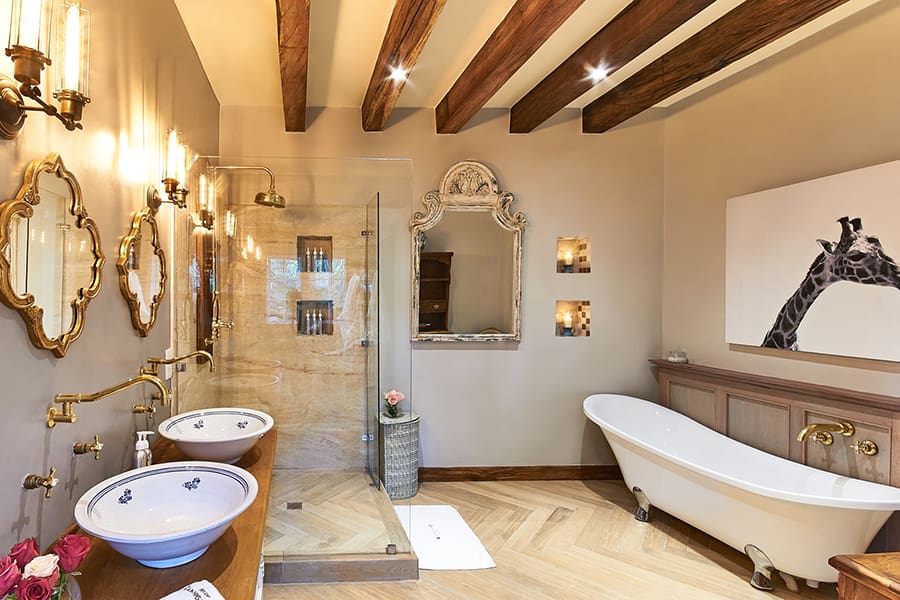 Baño Lynn.