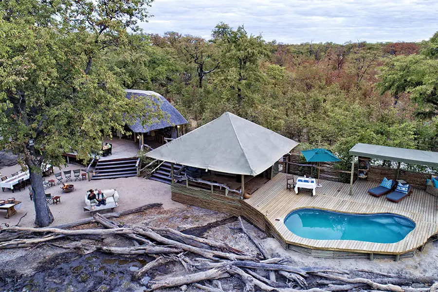 El Elephant Pan Tented Camp está escondido en una concesión cinegética privada.