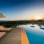 Piscina del Escarpment Luxury Lodge.