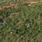 All the suites are connected to the main lodge via a well-lit path, but enjoy total privacy.

