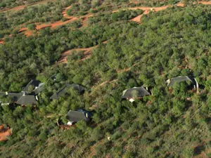 All the suites are connected to the main lodge via a well-lit path, but enjoy total privacy.

