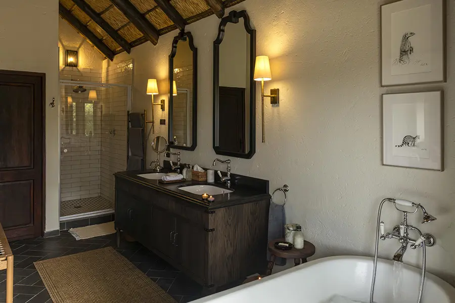 fitzpatricks-at-jock-kruger-bathroom