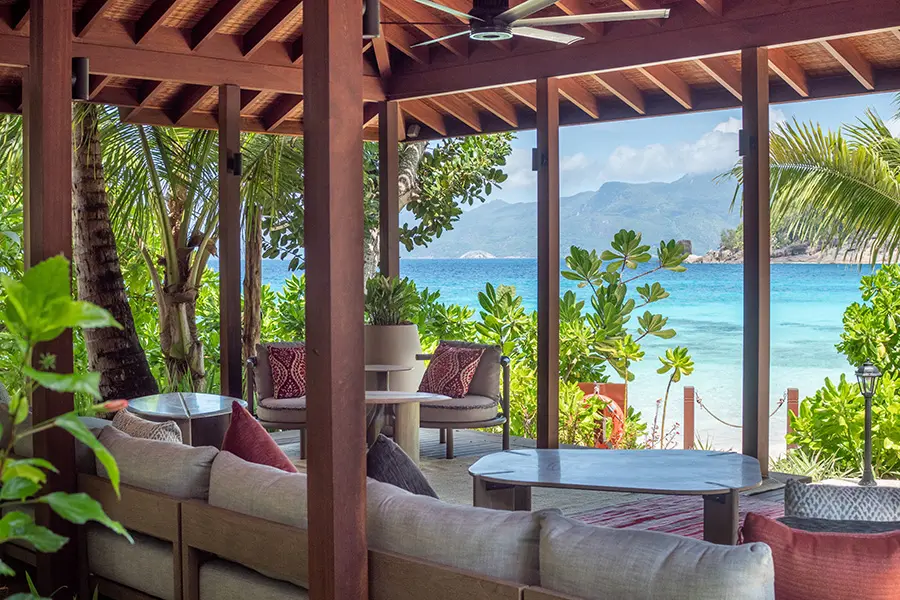 resort-cuatro-estaciones-sechelles-suite-royal-de-tres-dormitorios-salón