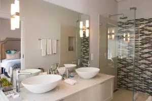 Amplios cuartos de baño en suite.