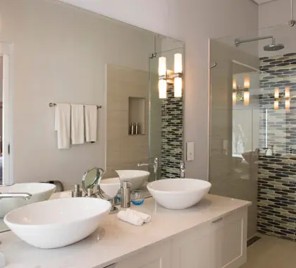 Amplios cuartos de baño en suite.