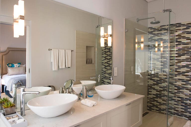 Spacious en suite bathrooms.