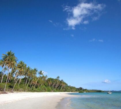 The sandy white beach is on your doorstep at Fundu Lagoon.