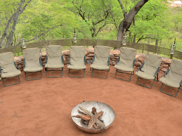 Each evening you can enjoy a relaxed dinner and drinks around the boma, a classic part of an authentic Botswana safari.
