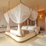 Aisladas suites de luna de miel.