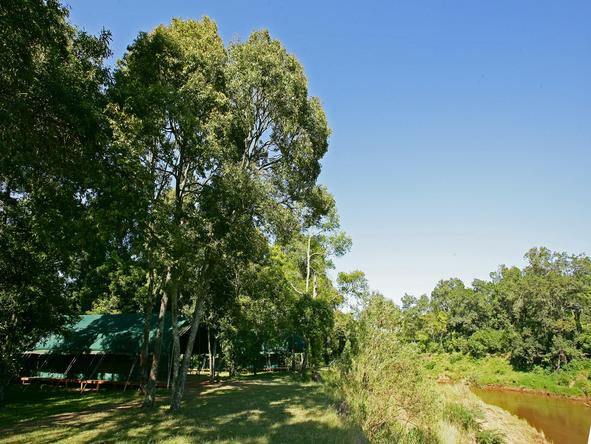 Governors' Private Camp has a secluded location right on the banks of the Mara River.