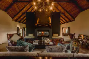 Hlosi Lodge is beautifully designed and decorated.