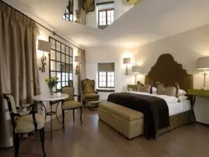 Relax in the spacious and generously appointed en-suite rooms
