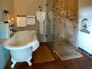 Each of the five rooms has an en suite bathroom with free-standing bath & a separate shower.