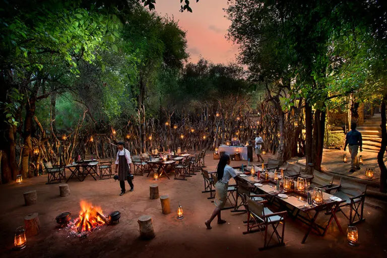 Alfresco dining in the boma area.