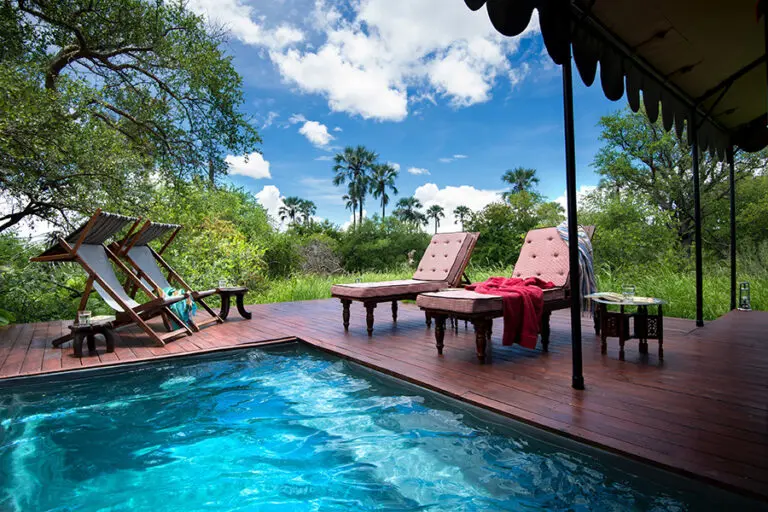 Piscina de la tienda de invitados.