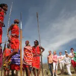 Interacción cultural con los guerreros masai.