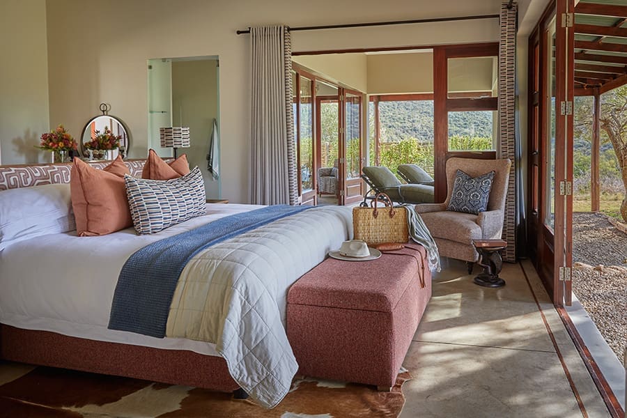 kwandwe-private-game-reserve-melton-manor-bedroom-013