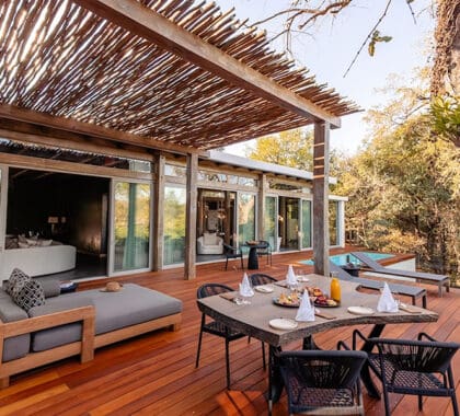 kapama-karula-family-villa-pool-and-deck