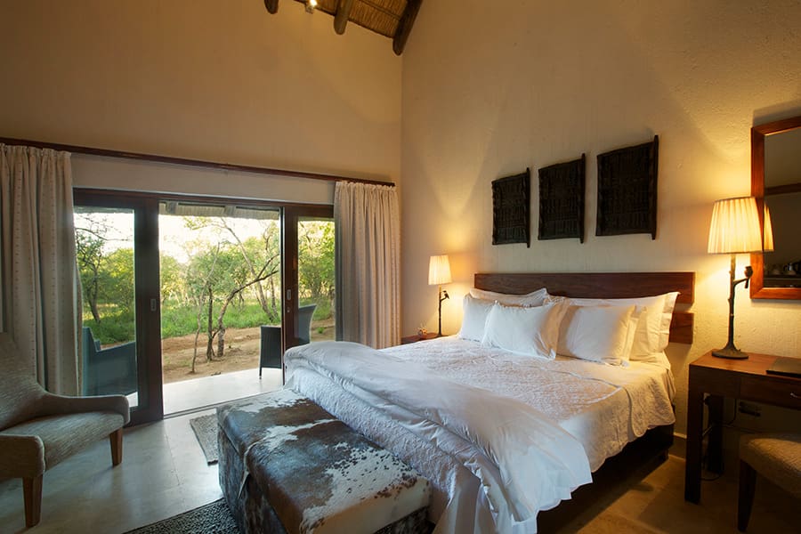 kapama-southern-camp-standard-suite-patio-view