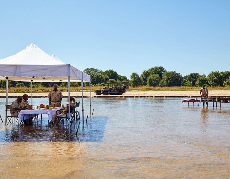 Lunch with your feet in the water.