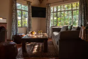 karen-blixen-coffee-garden-cottages-honeymoon-cottage3