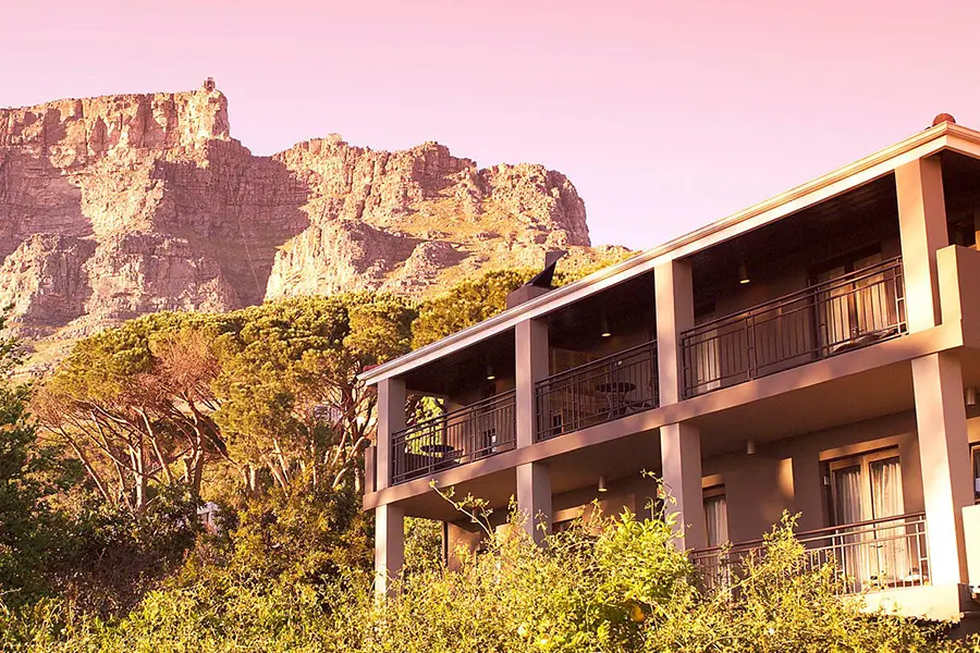 Kensington Place is situated just below the slopes of Table Mountain, making it ideally located to explore the City of Cape Town.