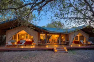 Exterior de la suite familiar Kicheche Laikipia.