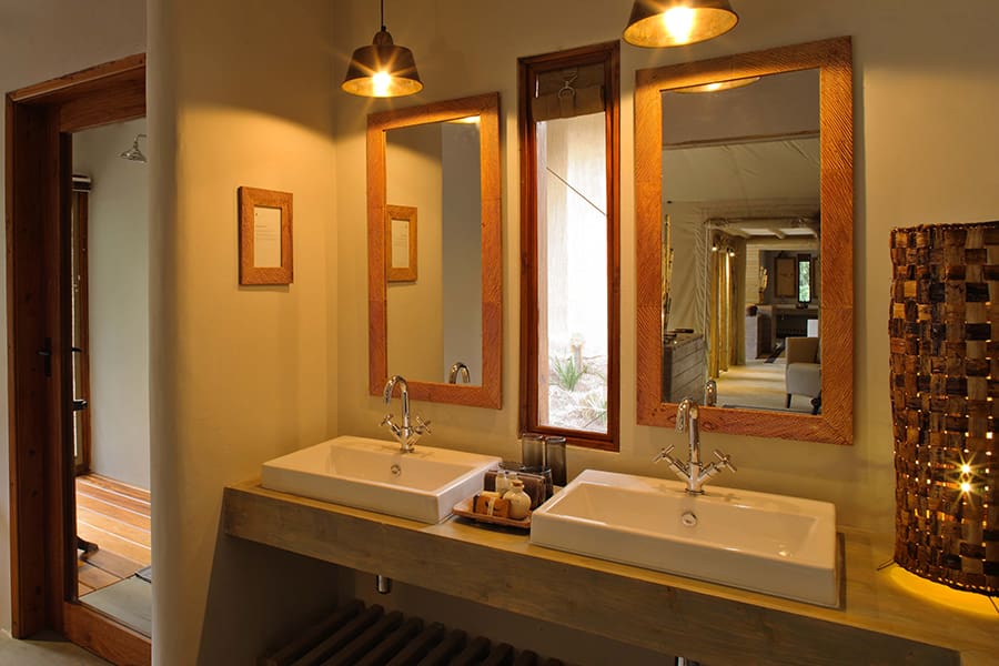 KichwaTemboCampamento de tiendas-baño-habitación de lujo