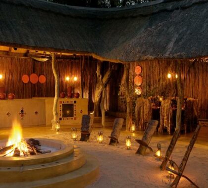 Warm yourself in the evening on the boma
