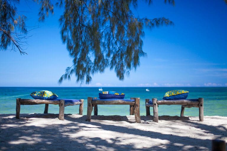 Pase las tardes en las tumbonas de la playa.