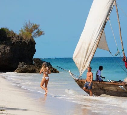 Navegar até às praias de areia | Kinondo Kwetu Hotel Diani Beach 