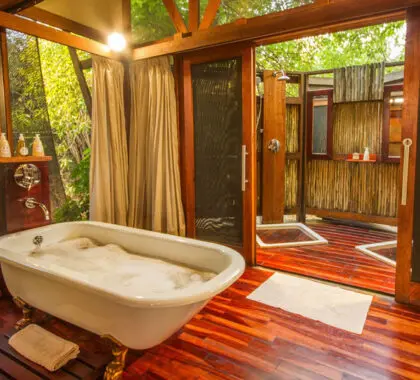 KwandoLebalaCampamento-Baño-Habitación de lujo