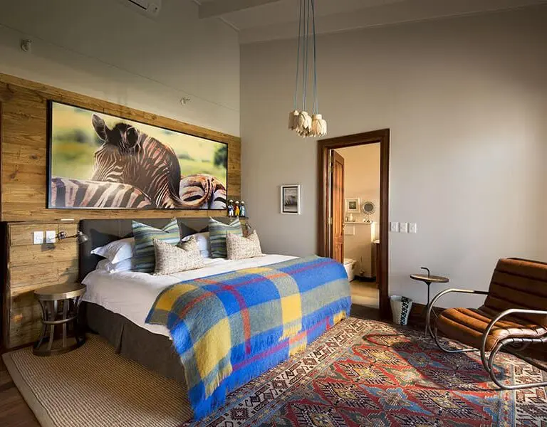 One of the two main bedrooms. 
