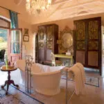 El baño de las suites hugenot.