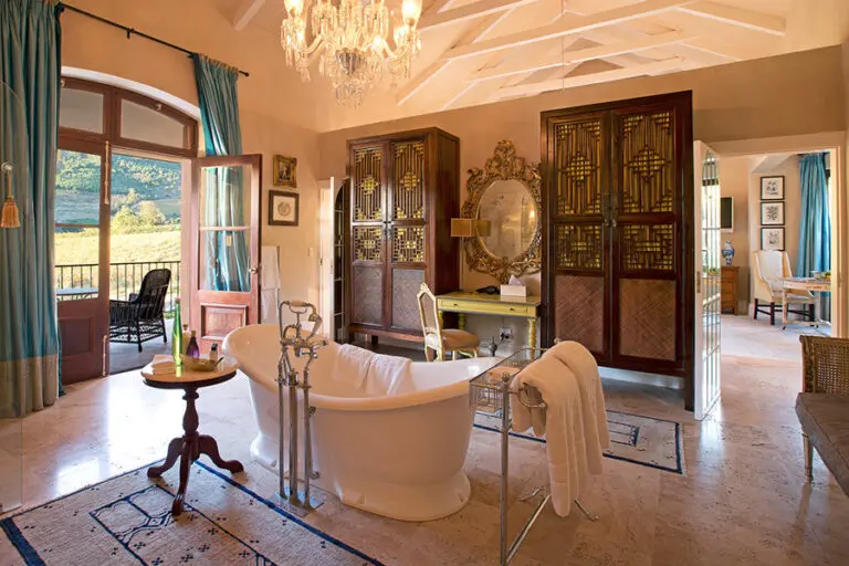 El baño de las suites hugenot.